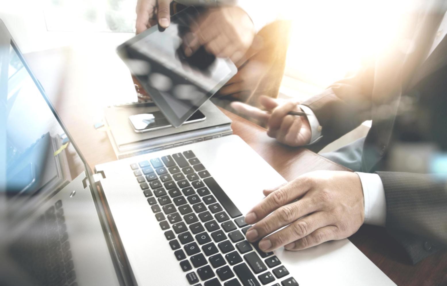 Proceso de análisis de palabras clave y estructura de contenido